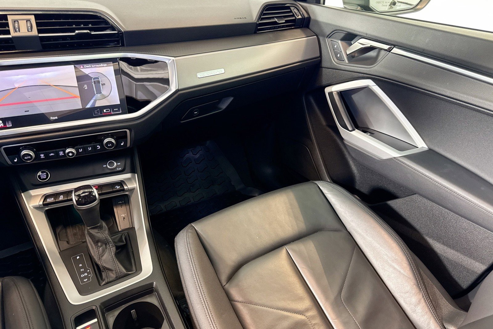 Used 2023 Audi Q3 2.0T Premium Plus w/ Premium Plus Package image 22