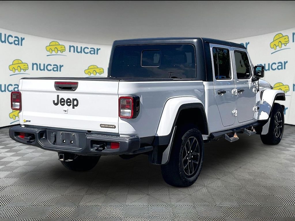 Used 2023 Jeep Gladiator Overland AWD/4WD image 6