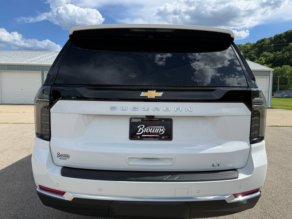 New 2026 Chevrolet Suburban LT w/ Comfort Package AWD/4WD image 6
