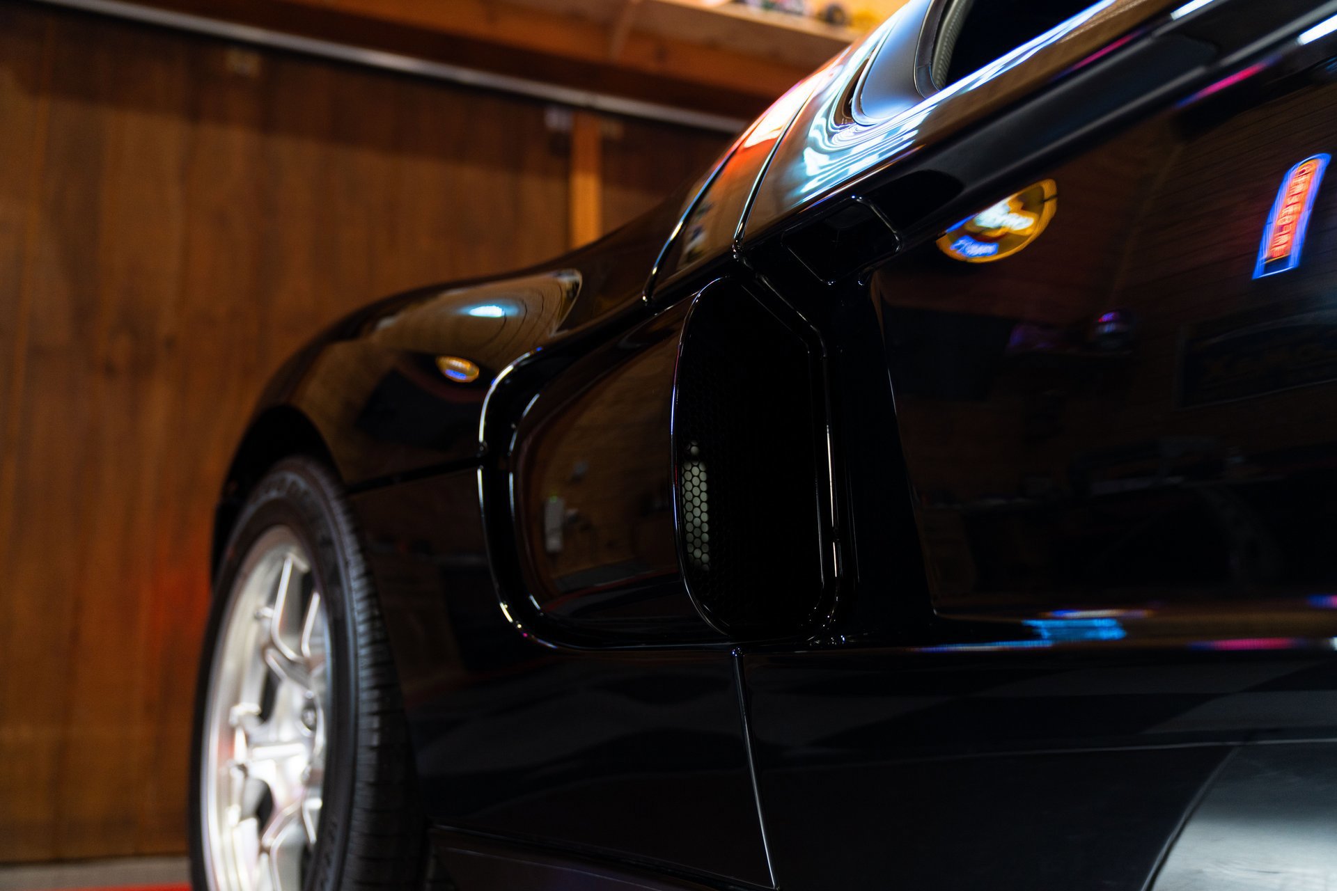 Used 2006 Ford GT image 37