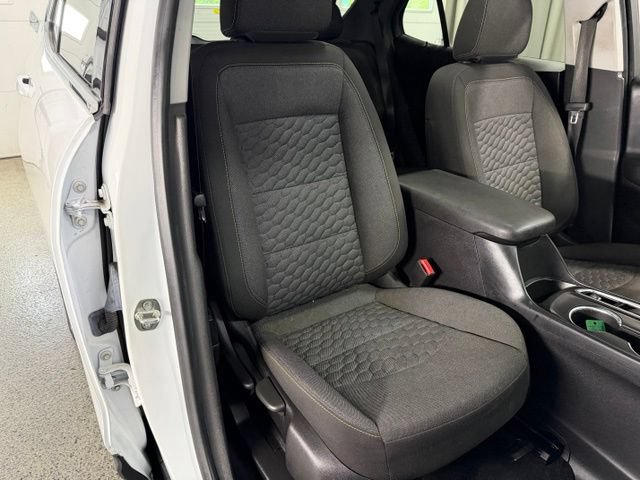 Used 2019 Chevrolet Equinox LT AWD/4WD image 23