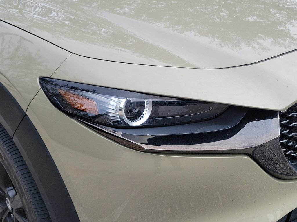 Used 2024 MAZDA CX-30 Carbon image 4