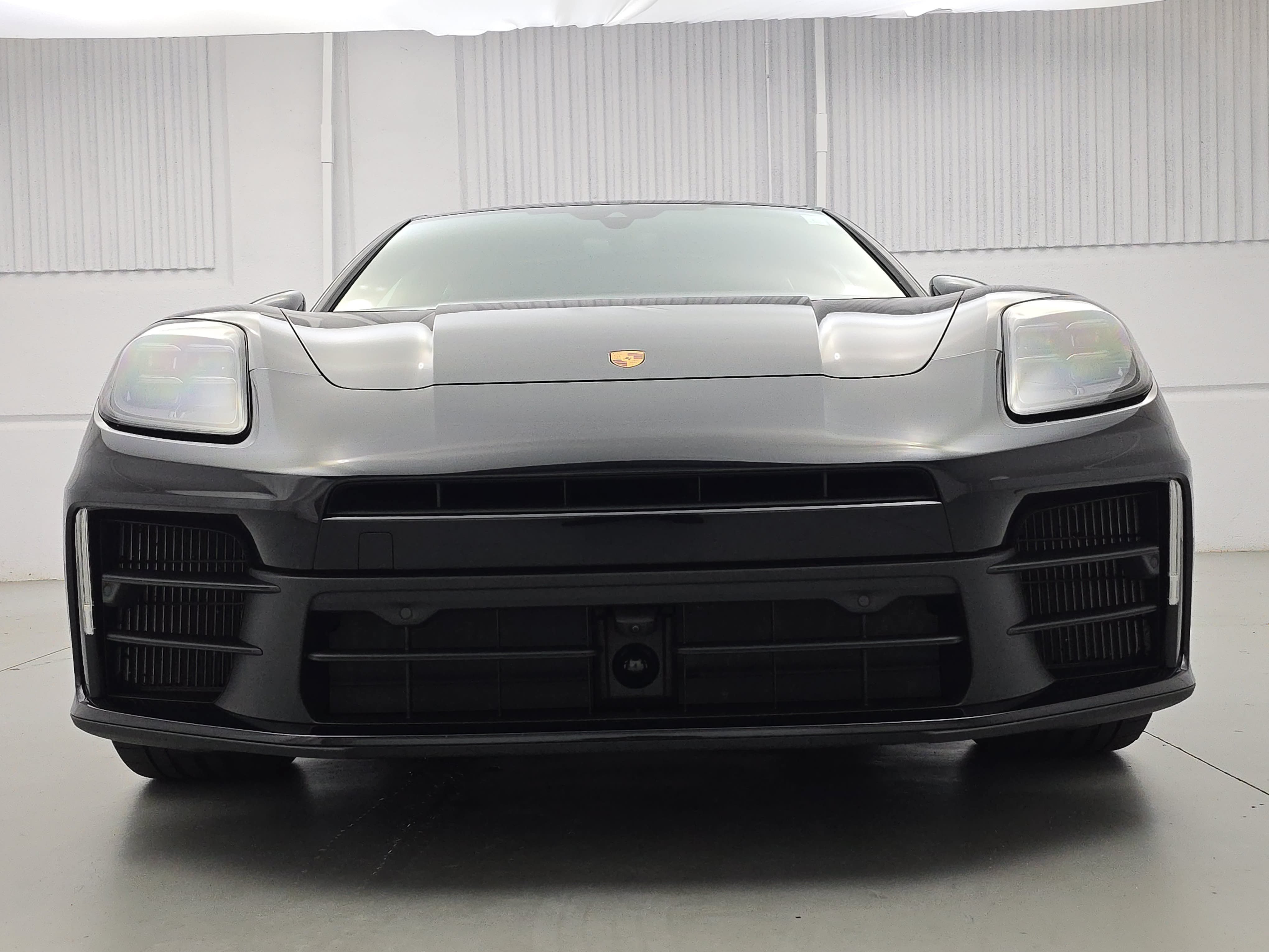 Certified 2025 Porsche Panamera 4 AWD/4WD image 10