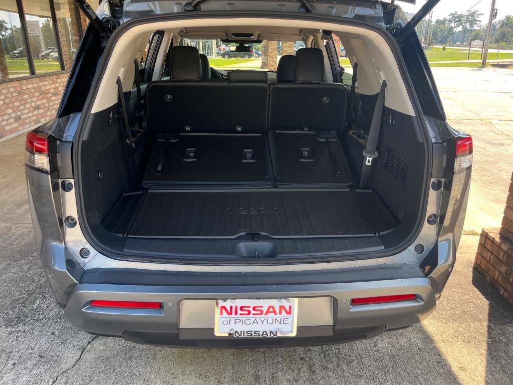New 2026 Nissan Pathfinder SL FWD image 27