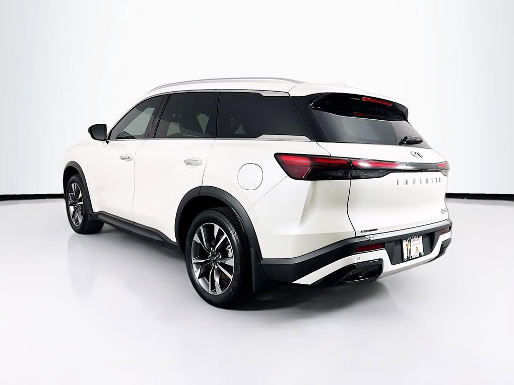 Used 2023 INFINITI QX60 Luxe w/ Performance Audio Package image 7