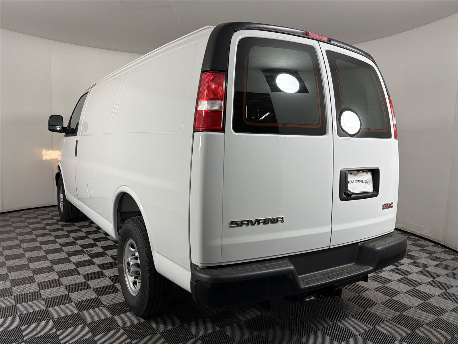 New 2025 GMC Savana 2500 w/ Driver Convenience Package RWD image 5