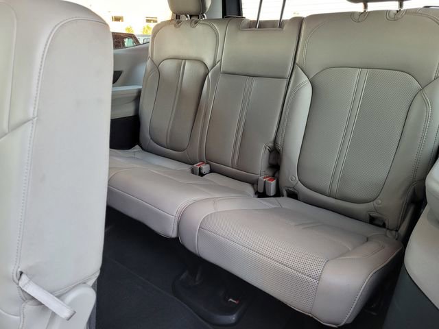 Used 2024 Jeep Wagoneer Series II w/ Flexible Seating Group image 18