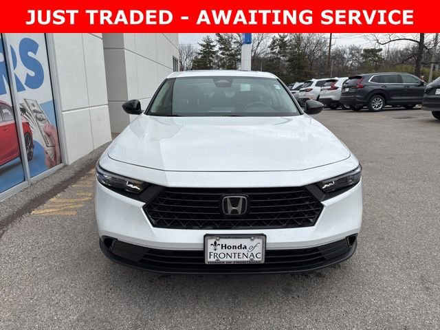 Certified 2025 Honda Accord SE image 2