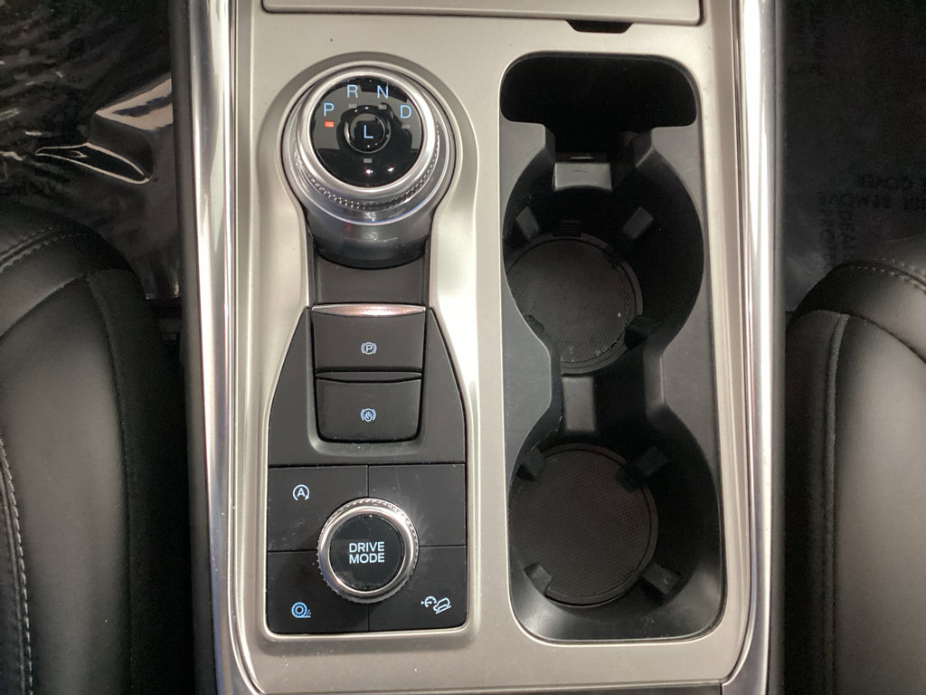 Used 2023 Ford Explorer Platinum w/ Technology Package image 17