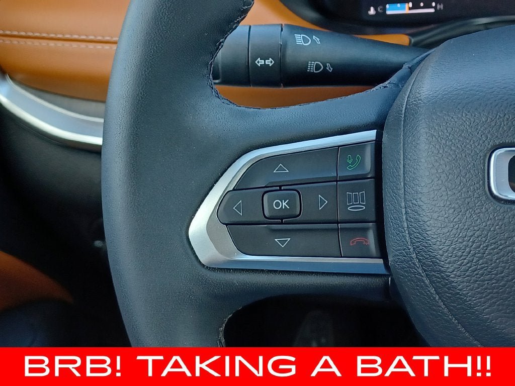 Used 2025 Jeep Compass Limited w/ Elite Group AWD/4WD image 14