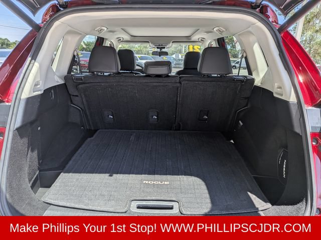 Used 2021 Nissan Rogue SV w/ Premium Package AWD/4WD image 12