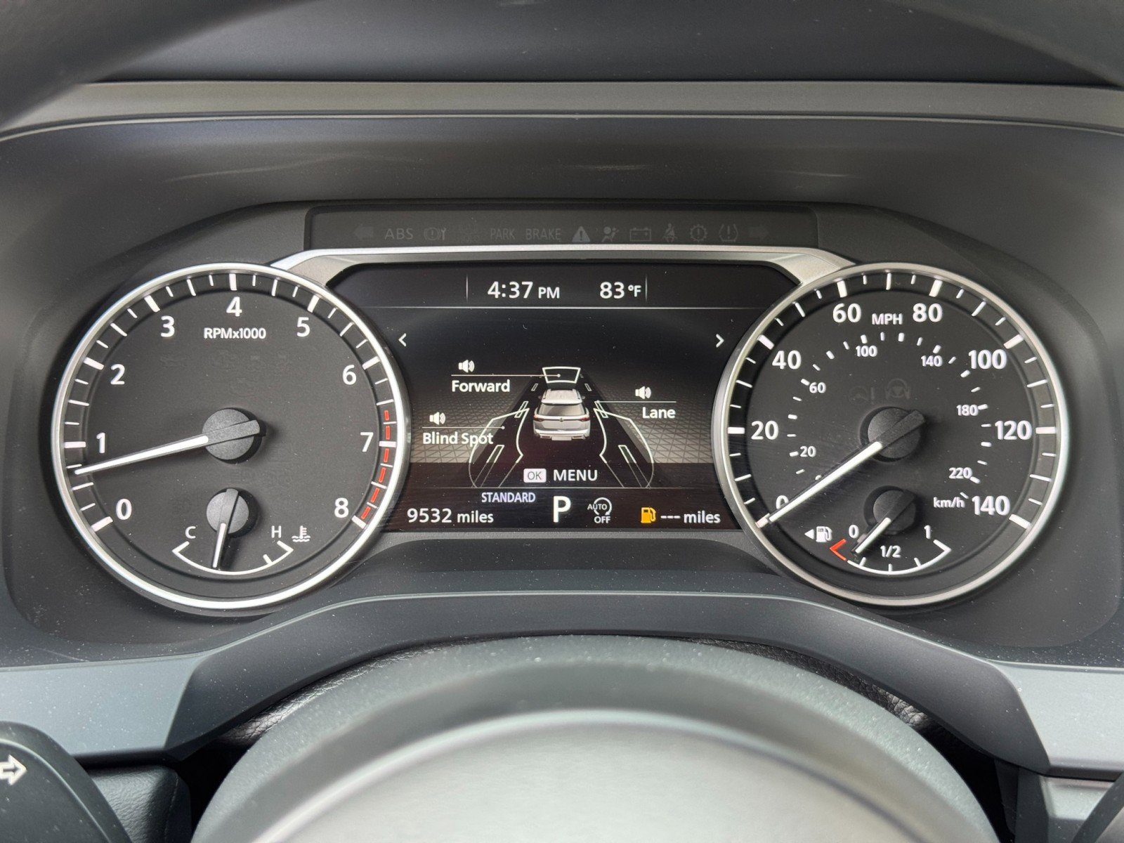 Used 2025 Nissan Pathfinder S FWD image 17