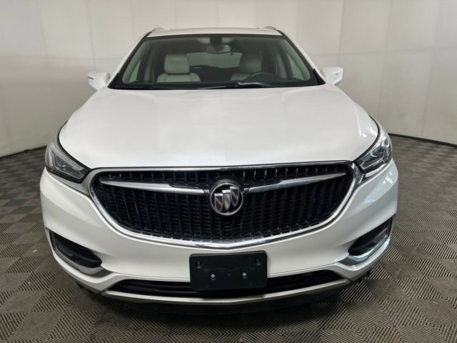 Used 2018 Buick Enclave Essence image 8