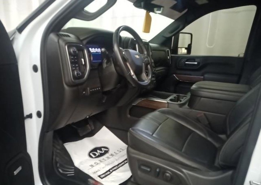 Used 2023 Chevrolet Silverado 3500 High Country w/ Z71 Off-Road Package image 8