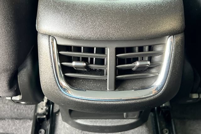 Used 2025 Chevrolet Malibu LT FWD image 14