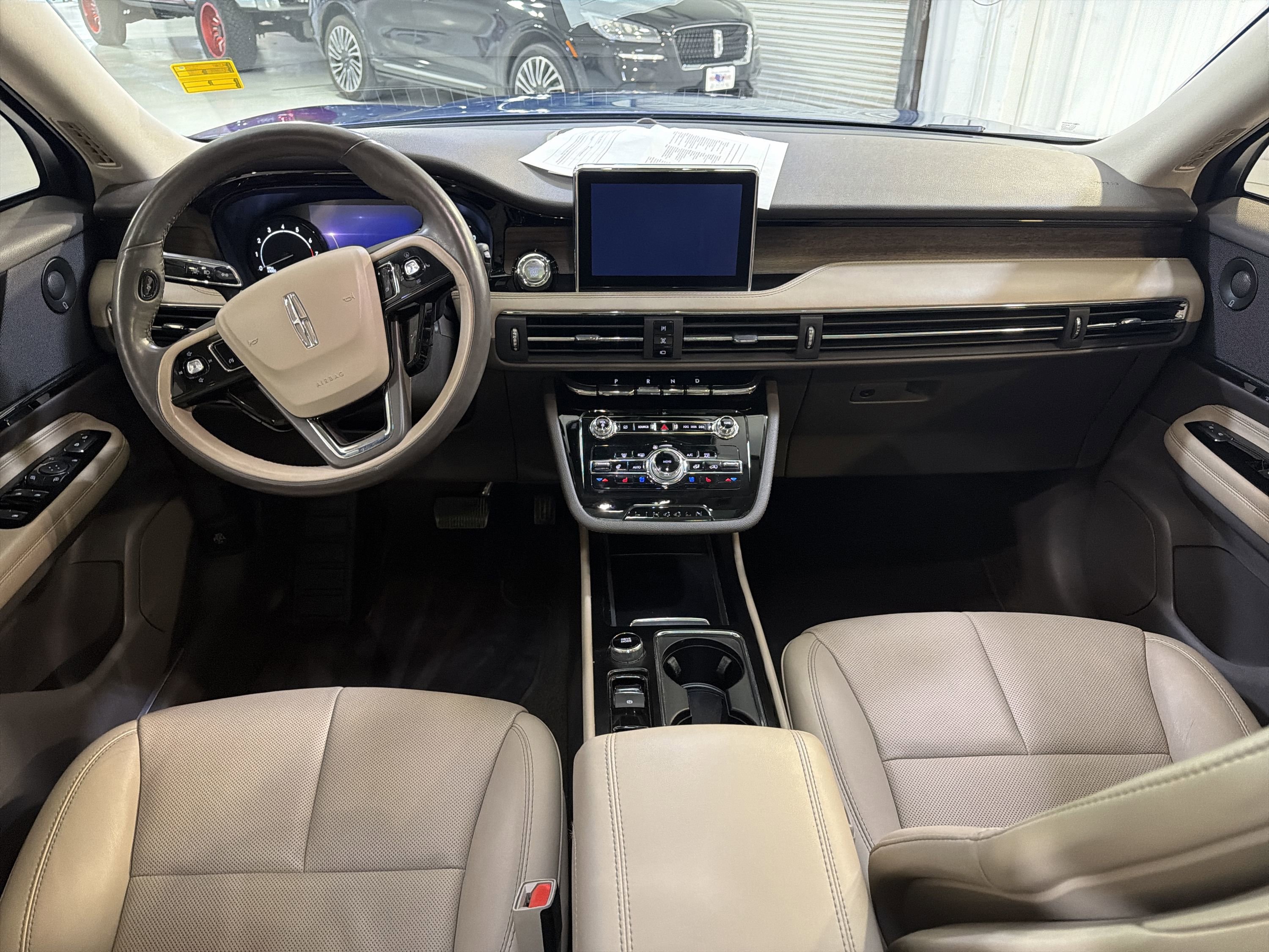 Used 2020 Lincoln Corsair Reserve w/ Elements Package FWD image 23