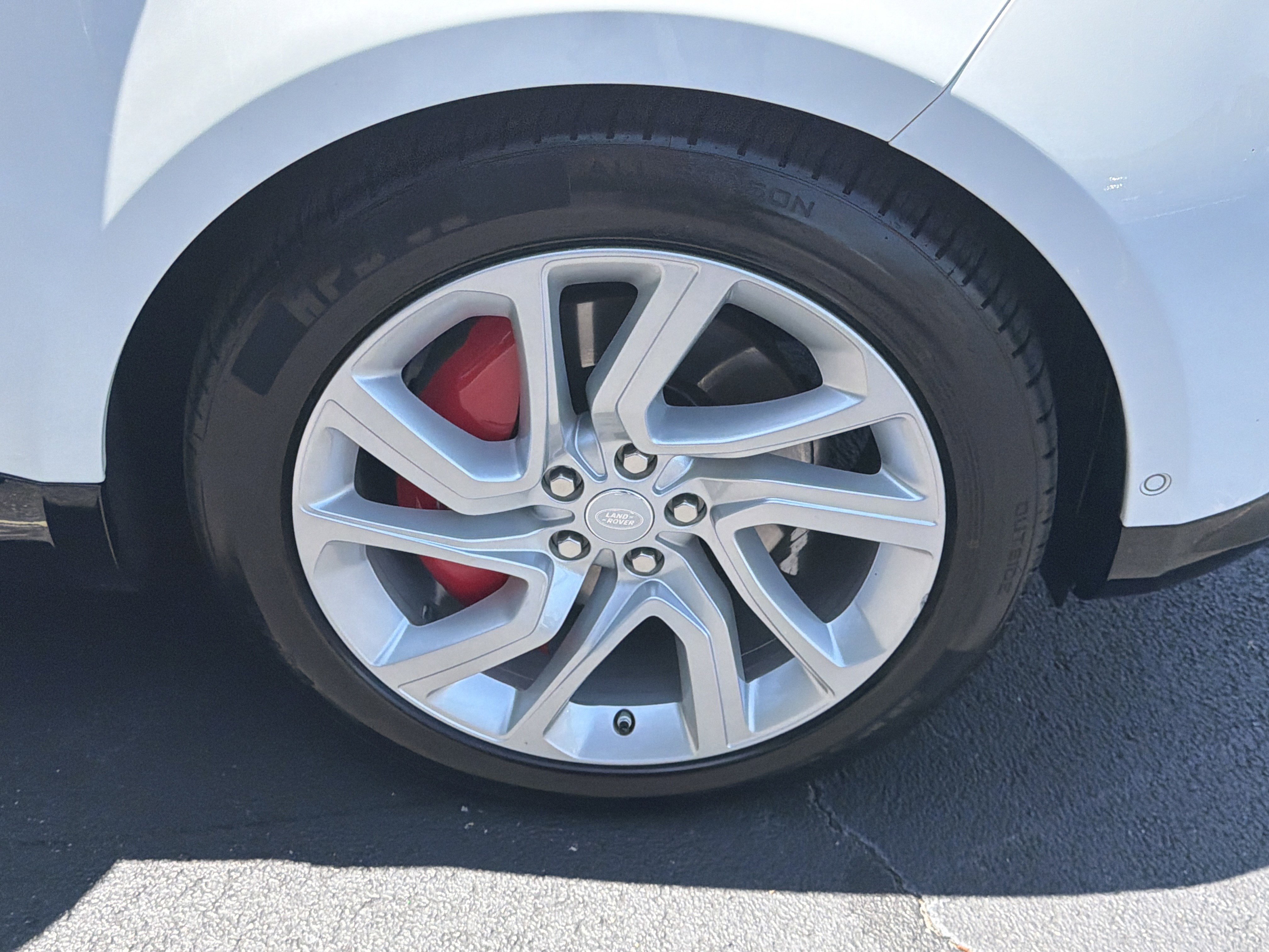 Used 2018 Land Rover Range Rover Sport HSE AWD/4WD image 23