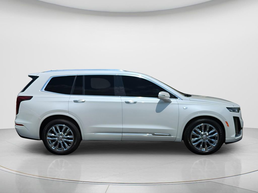 Used 2021 Cadillac XT6 Premium Luxury w/ LPO, Floor Liner Package image 3