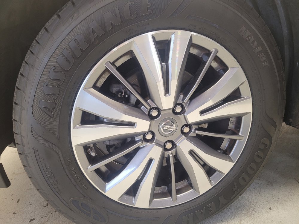 Used 2018 Nissan Pathfinder SL image 31