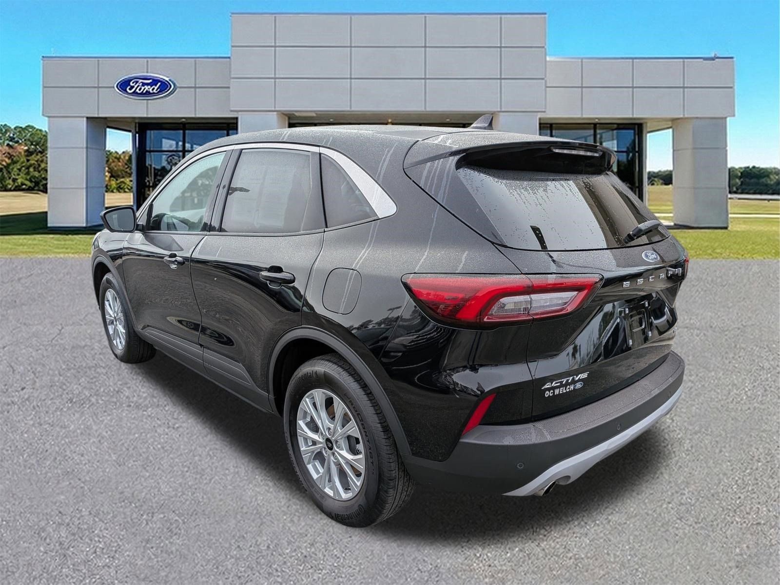 Certified 2023 Ford Escape Active w/ Tech Pack #2 image 6