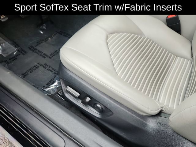 Used 2023 Toyota Camry SE image 20