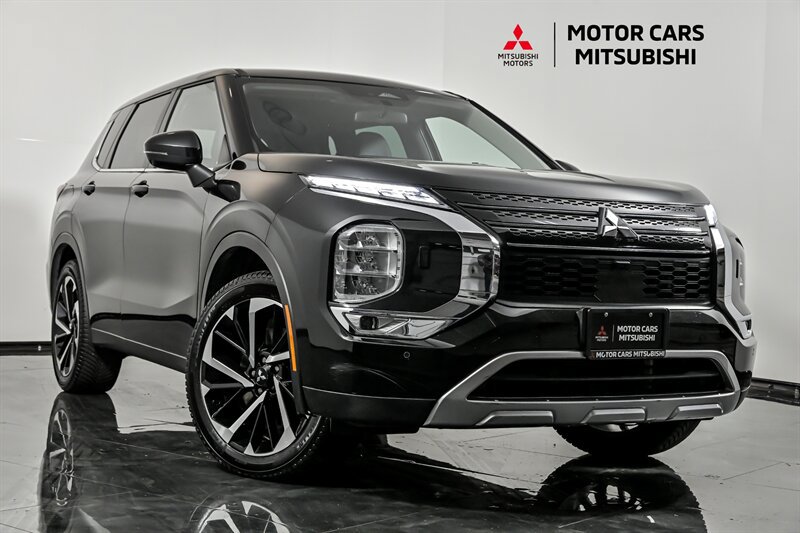Used 2022 Mitsubishi Outlander SE