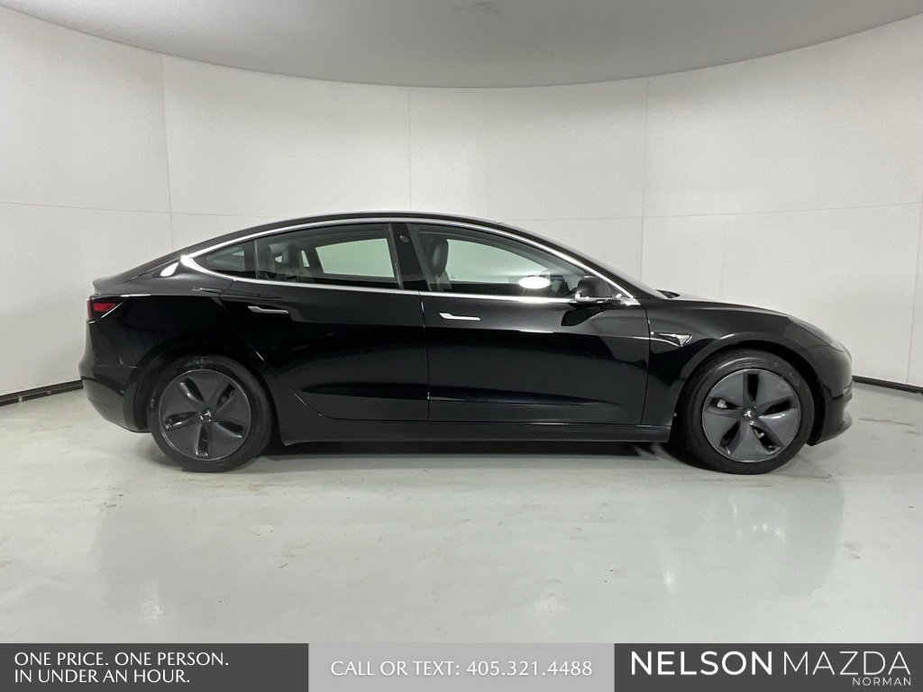 Used 2019 Tesla Model 3 Standard Range Plus image 8