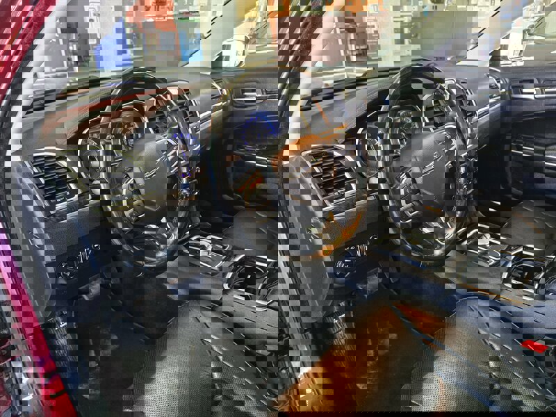 Used 2017 Chrysler 300 C w/ Harman/Kardon Audio Group image 8