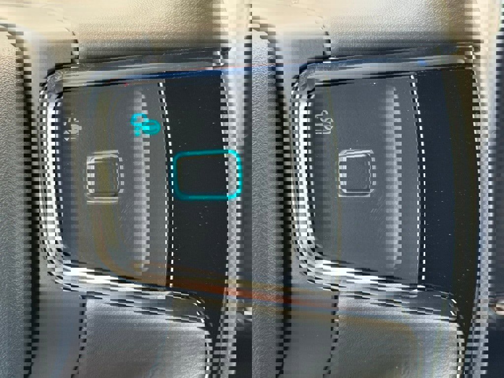 New 2025 Ford Expedition Platinum w/ Stealth Performance Package image 9