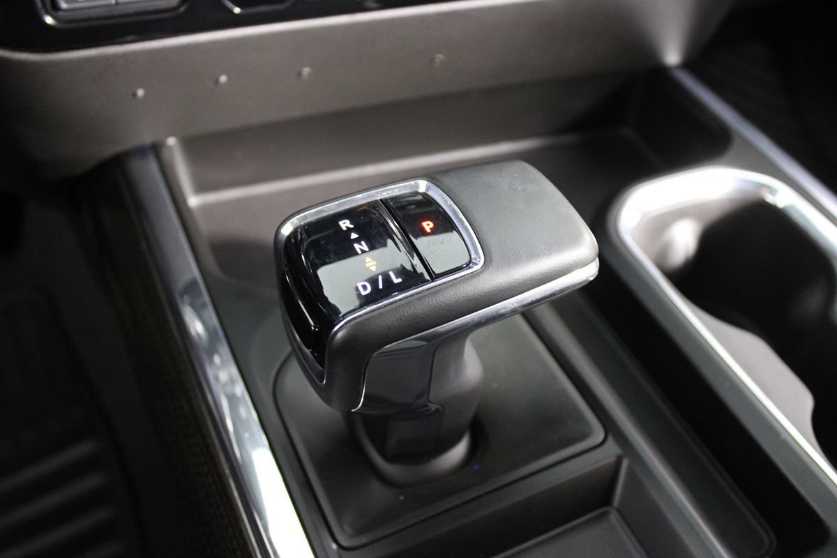Used 2024 Chevrolet Silverado 1500 RST w/ Convenience Package II RWD image 27