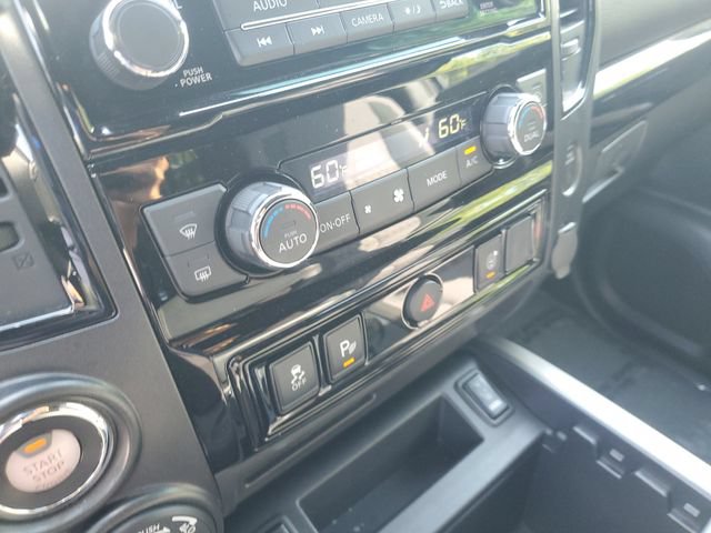 Used 2024 Nissan Titan SV w/ SV Bronze Edition Package AWD/4WD image 22