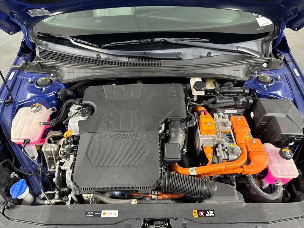 Used 2021 Hyundai Elantra Limited image 22