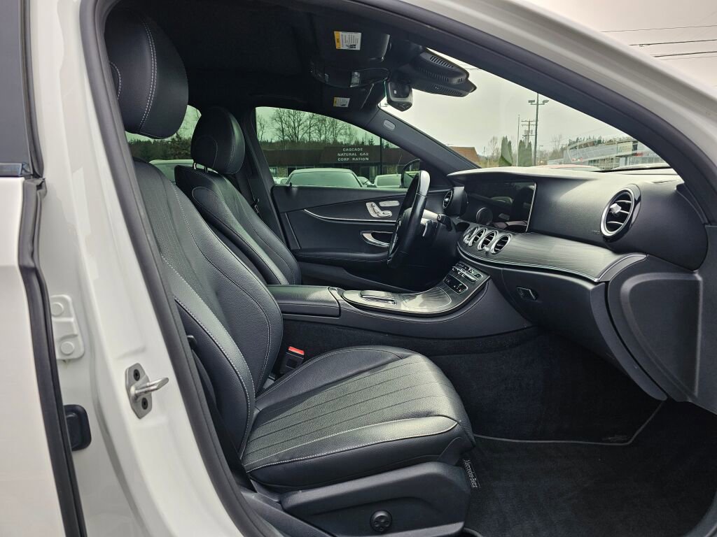 Used 2021 Mercedes-Benz E 350 4MATIC Sedan w/ Premium Package image 10