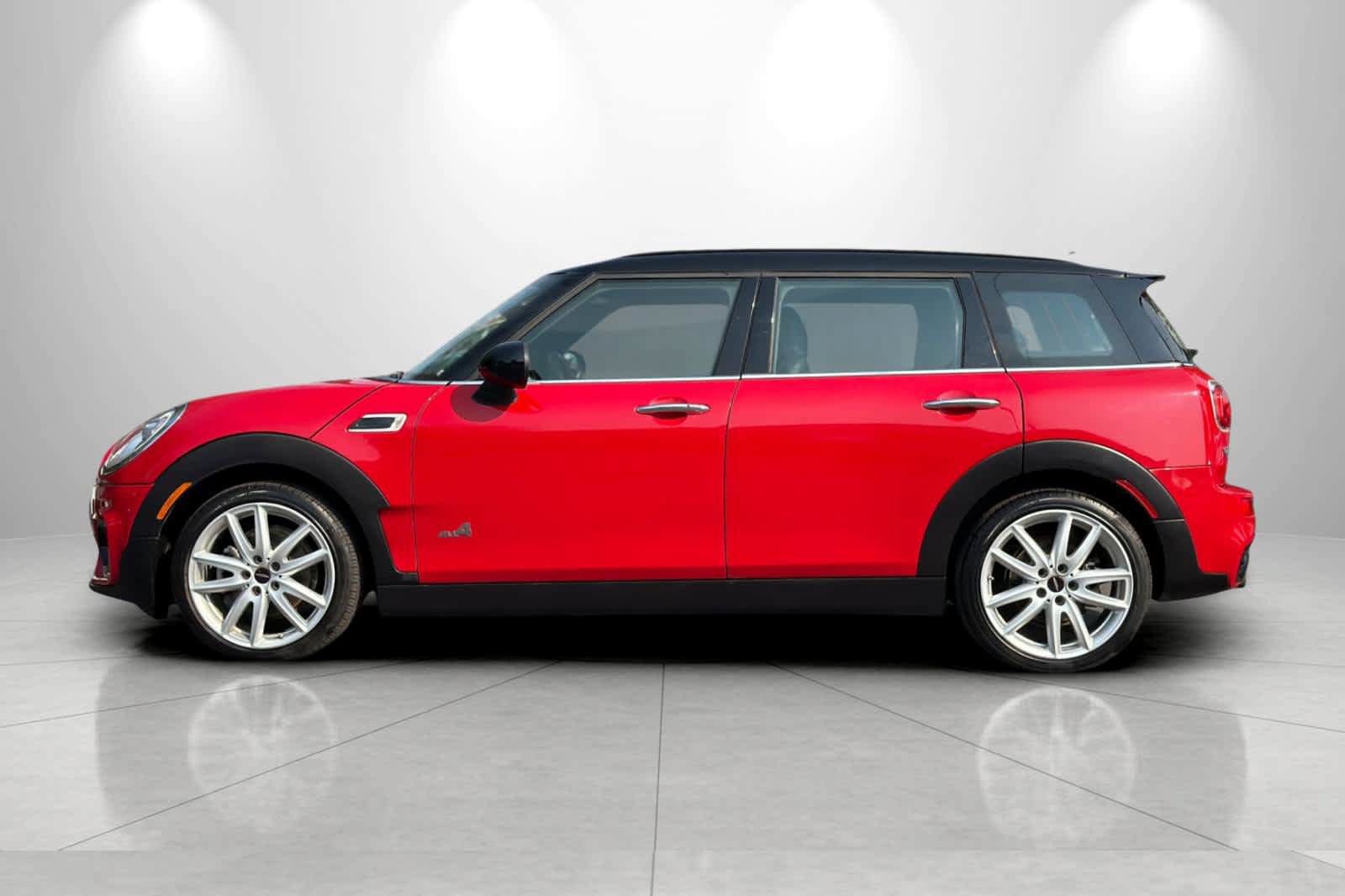 Used 2017 MINI Cooper Clubman ALL4 AWD/4WD image 5