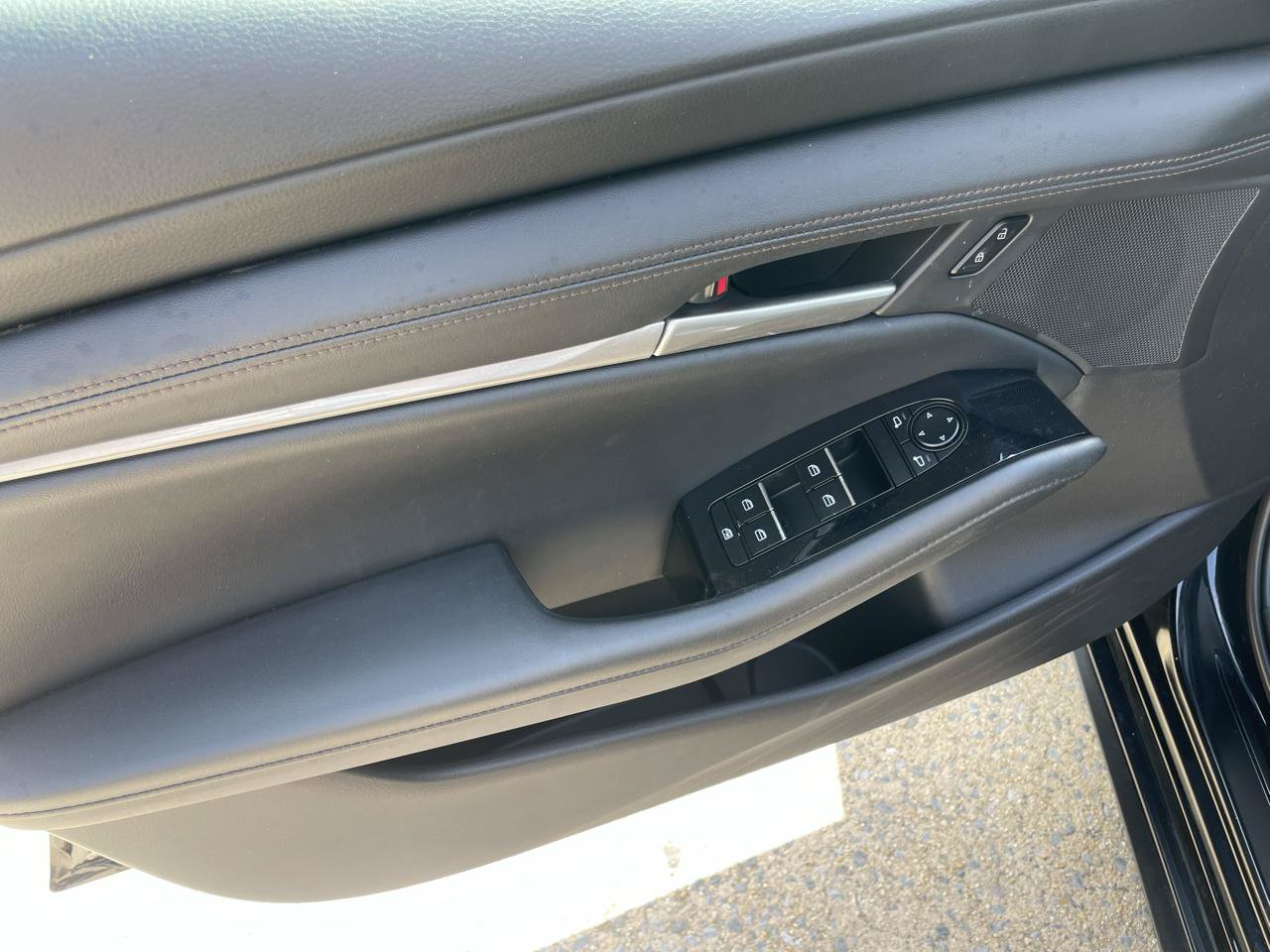 Used 2024 MAZDA MAZDA3 s FWD image 30