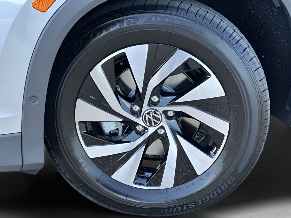 New 2026 Volkswagen Tiguan S image 10