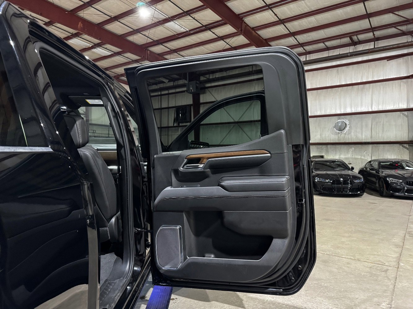 Used 2022 Chevrolet Silverado 1500 High Country image 20