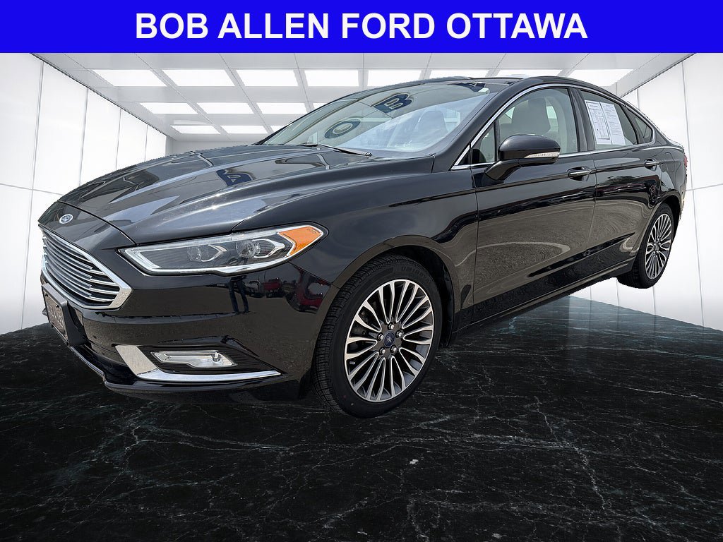 Used 2017 Ford Fusion SE w/ Fusion SE Technology Package AWD/4WD image 1