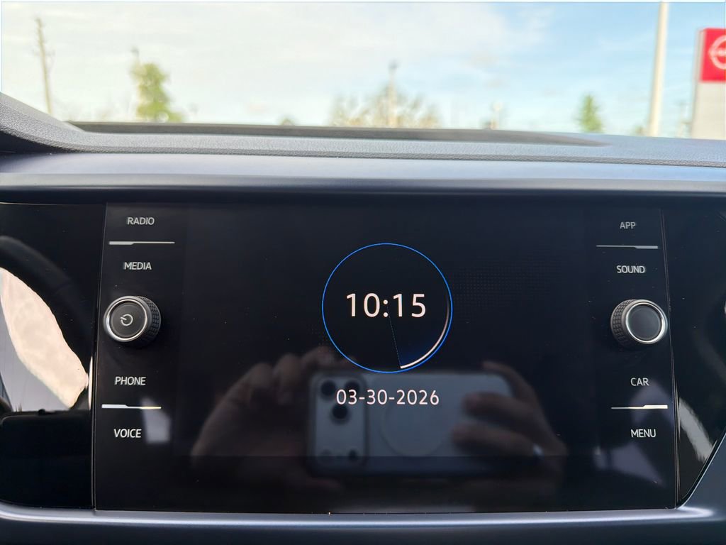 Used 2022 Volkswagen Taos SE image 33