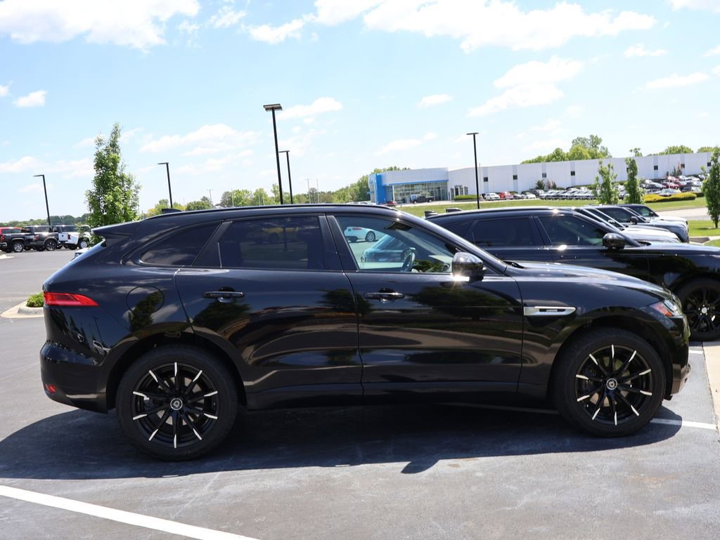 Used 2019 Jaguar F-PACE R-Sport AWD/4WD image 10