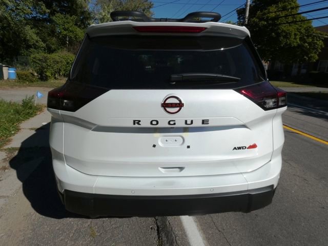 New 2026 Nissan Rogue SV image 4