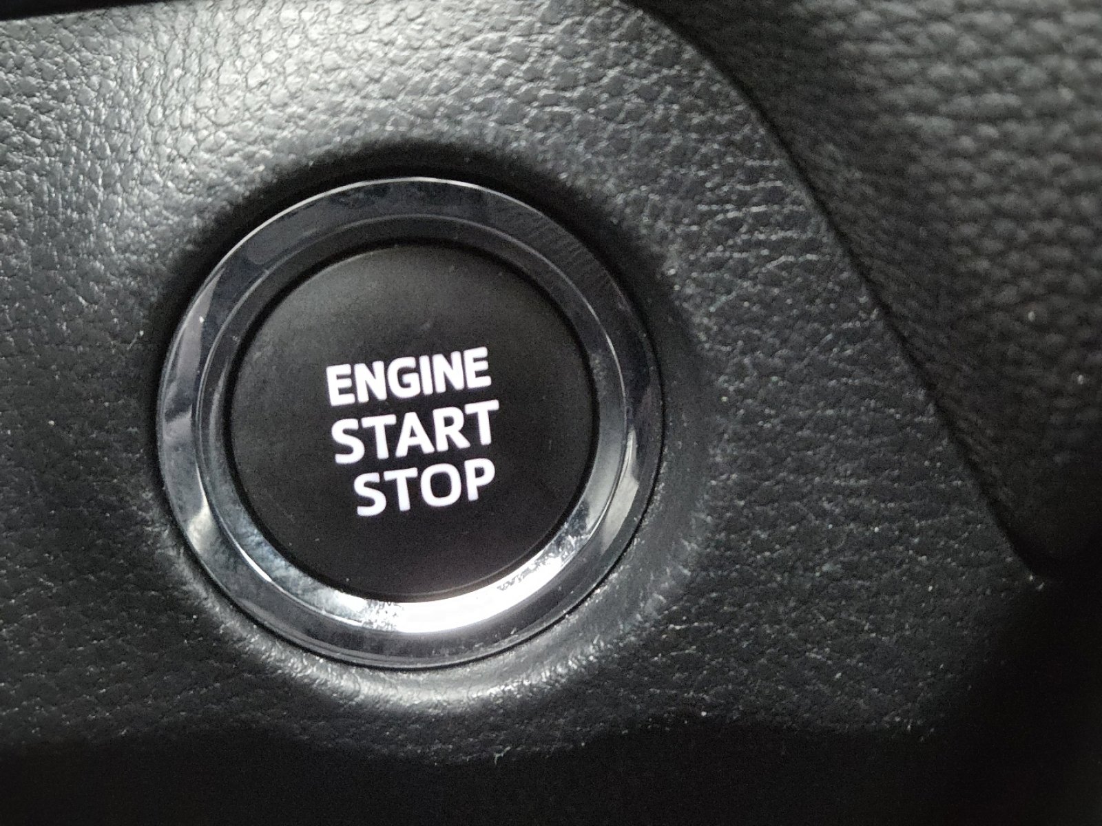 Used 2023 Toyota RAV4 XLE image 31