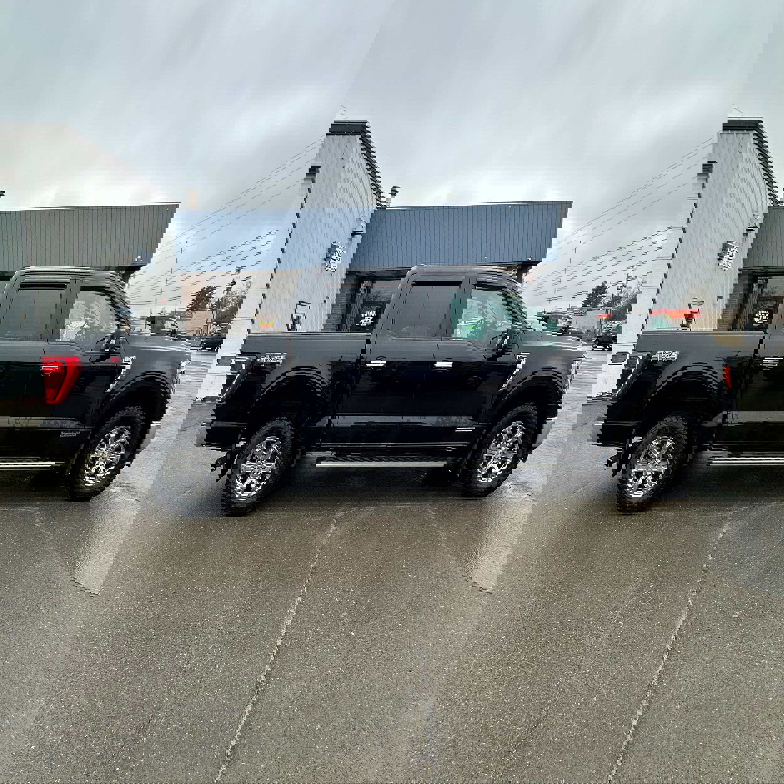 Used 2023 Ford F150 XLT w/ Equipment Group 302A High image 2