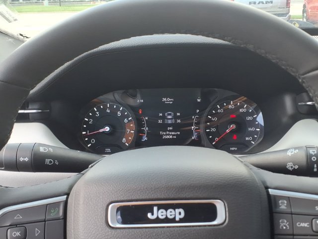 Used 2025 Jeep Compass Limited AWD/4WD image 20