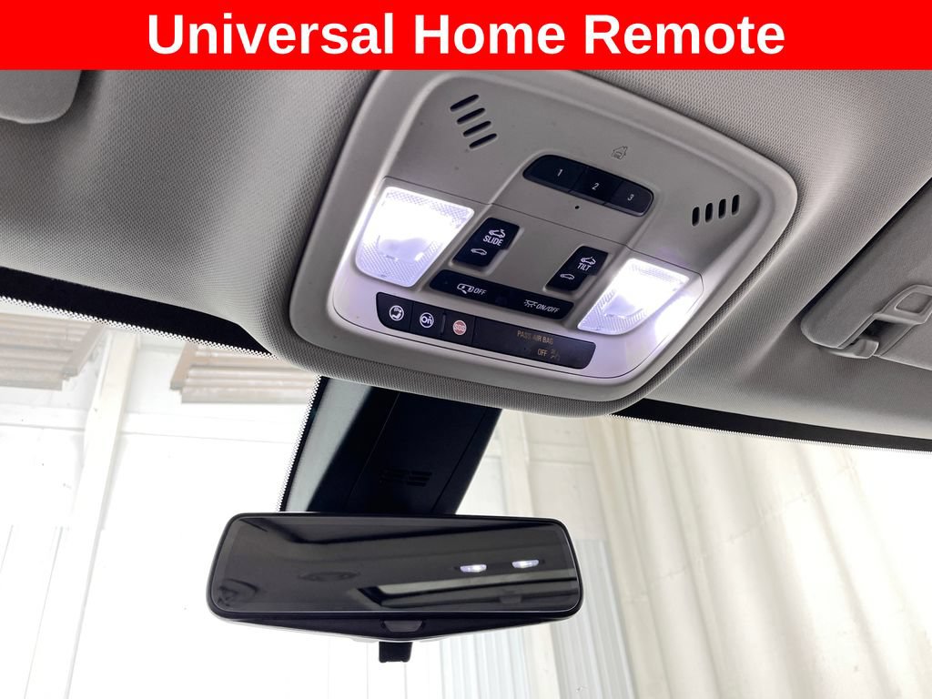 Used 2020 Chevrolet Traverse RS w/ LPO, Floor Liner Package AWD/4WD image 32