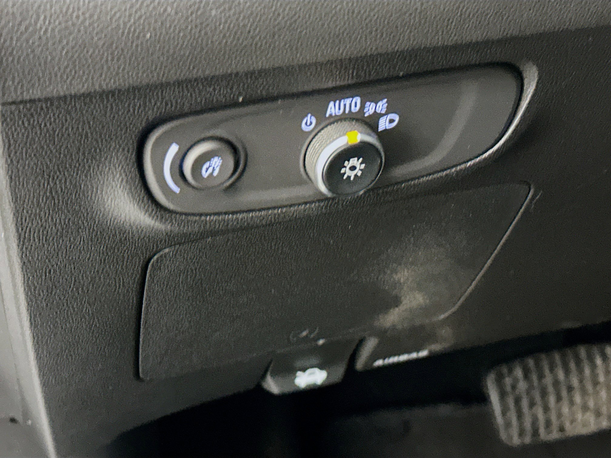 Used 2025 Buick Encore GX Preferred image 17