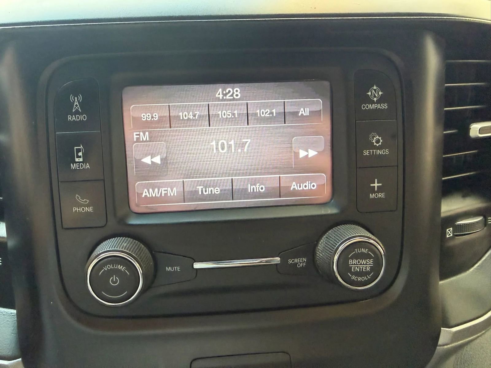 Used 2022 RAM 2500 Tradesman AWD/4WD image 17