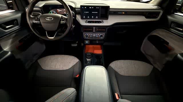 Used 2023 Ford Maverick XLT w/ XLT Luxury Package FWD image 4