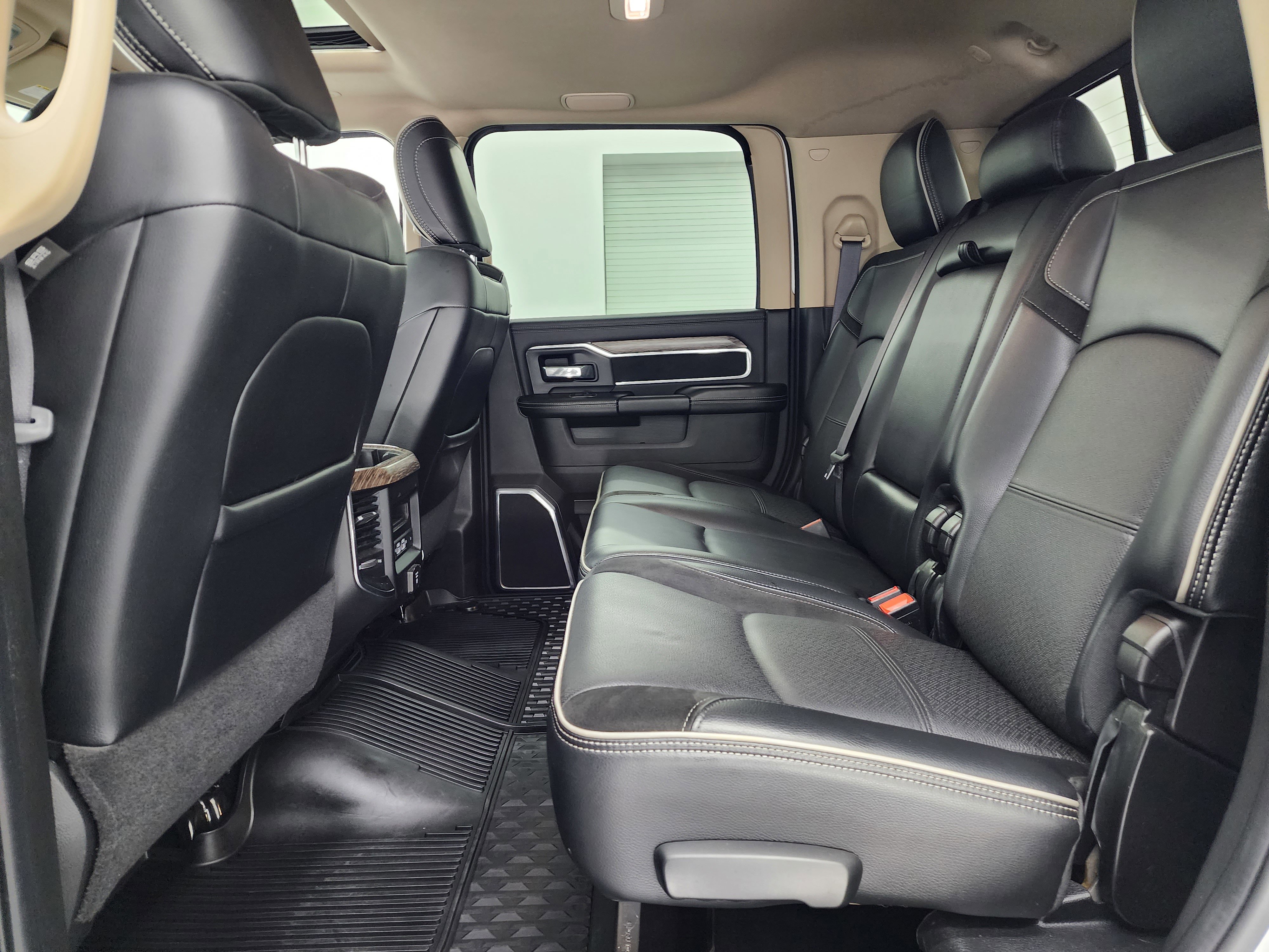 Used 2021 RAM 3500 Laramie image 9