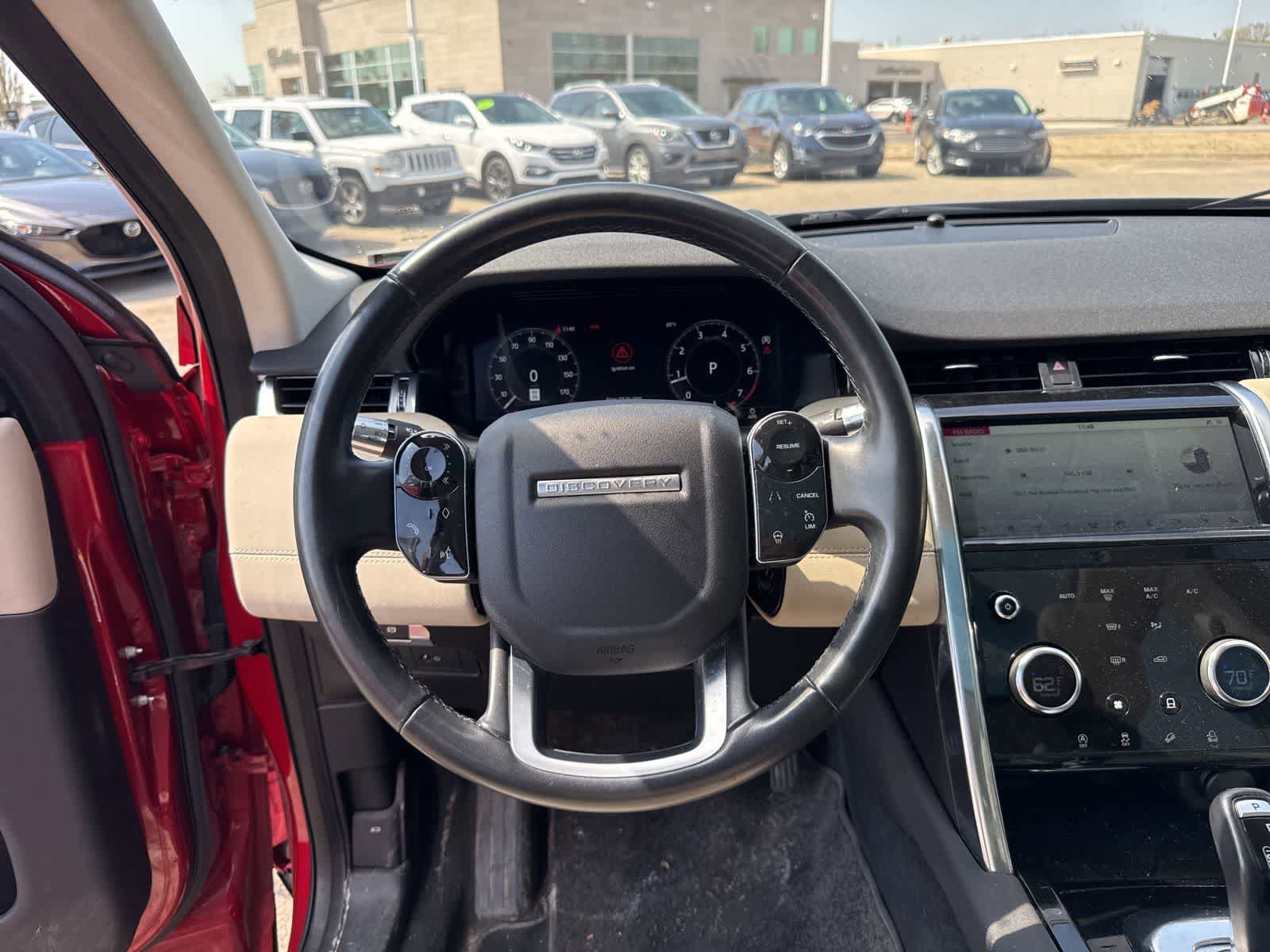 Used 2020 Land Rover Discovery Sport SE image 20
